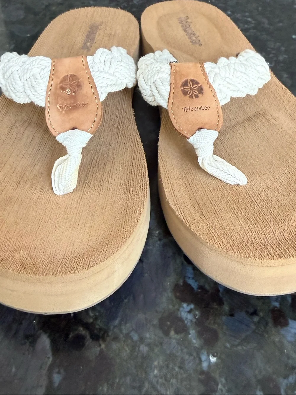 Tidewater Women’s Nantucket Harbor White Braided Rope Flip Flops Size 9/10 L